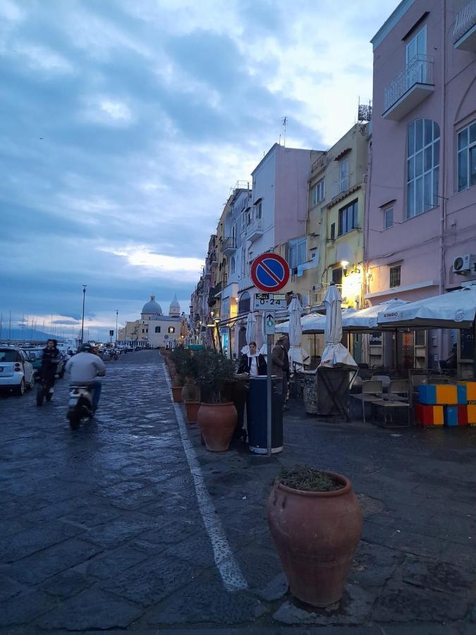 Monolocale Nonna Elena Villa Procida Esterno foto