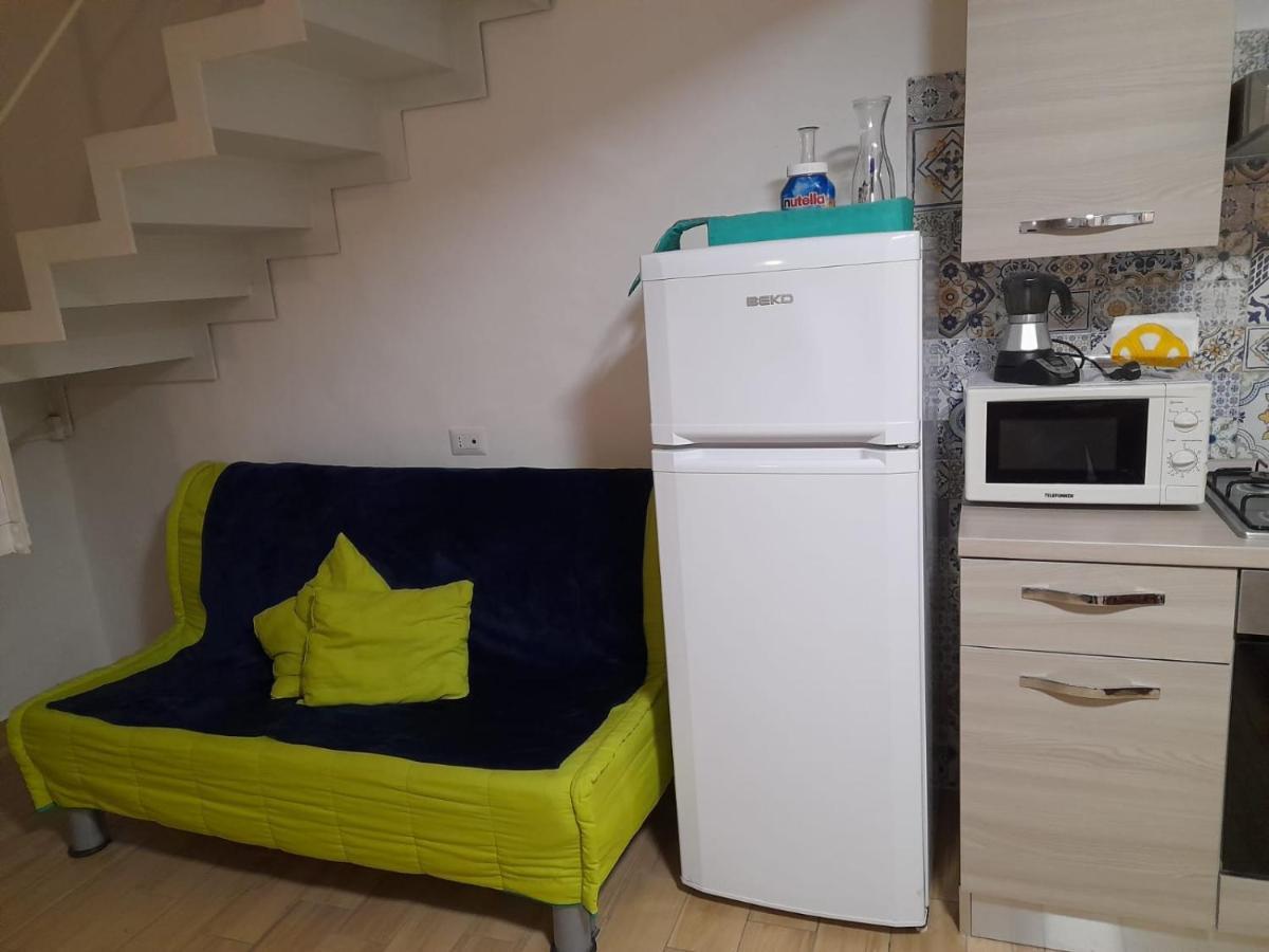 Monolocale Nonna Elena Villa Procida Esterno foto