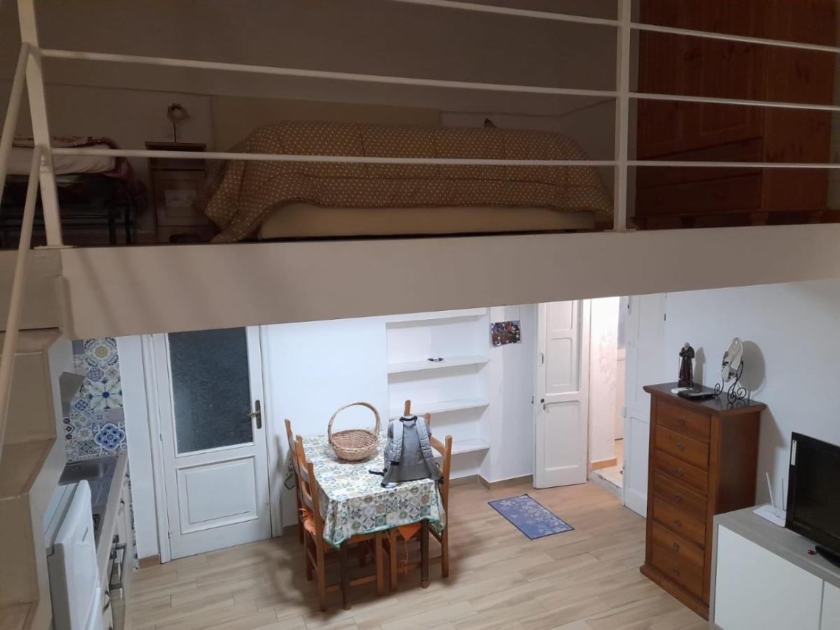 Monolocale Nonna Elena Villa Procida Esterno foto